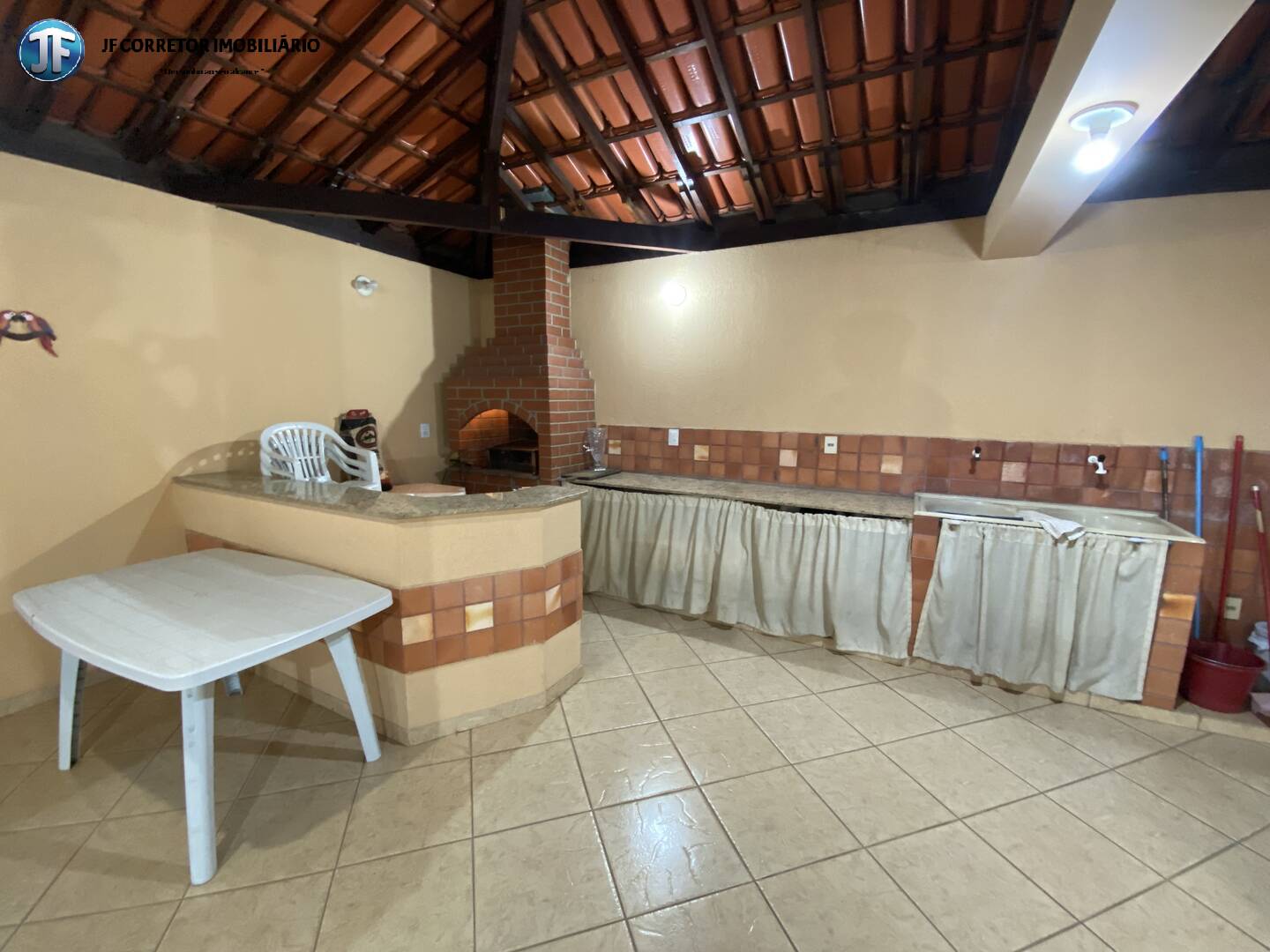 Casa à venda com 3 quartos, 320m² - Foto 20