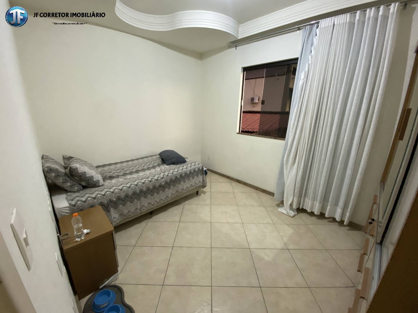 Casa à venda com 3 quartos, 320m² - Foto 17