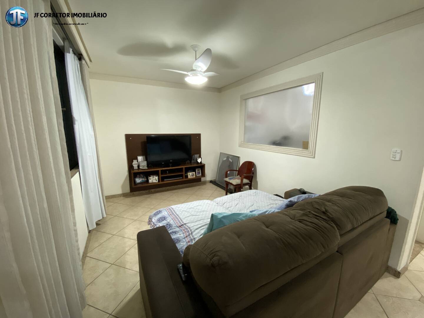 Casa à venda com 3 quartos, 320m² - Foto 6
