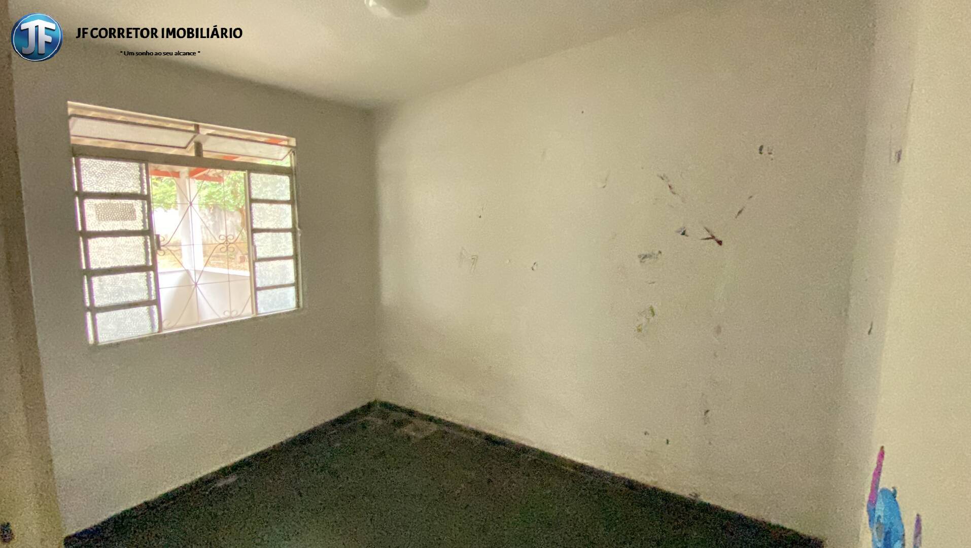 Casa à venda com 3 quartos, 341m² - Foto 2