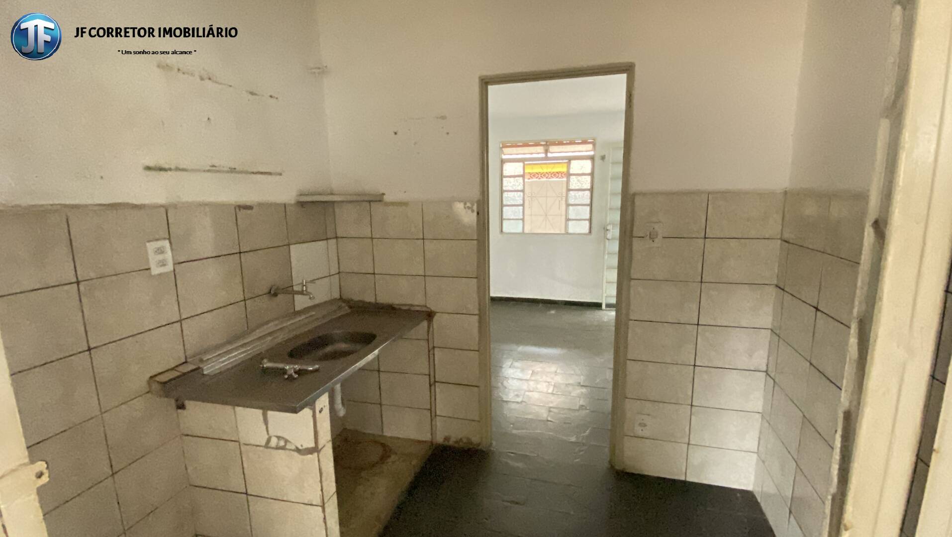 Casa à venda com 3 quartos, 341m² - Foto 6
