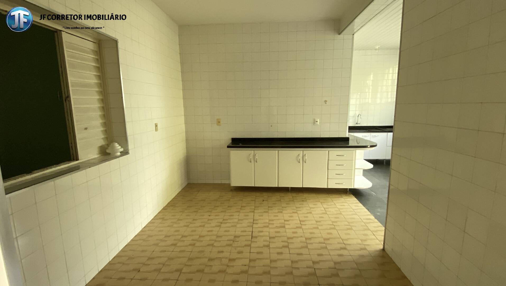 Casa à venda com 5 quartos, 360m² - Foto 15