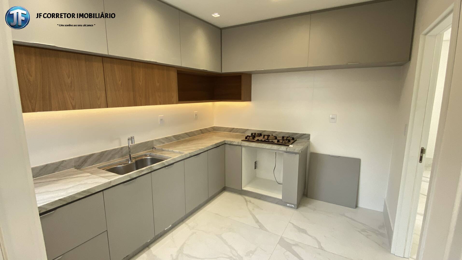 Apartamento à venda com 3 quartos, 150m² - Foto 12