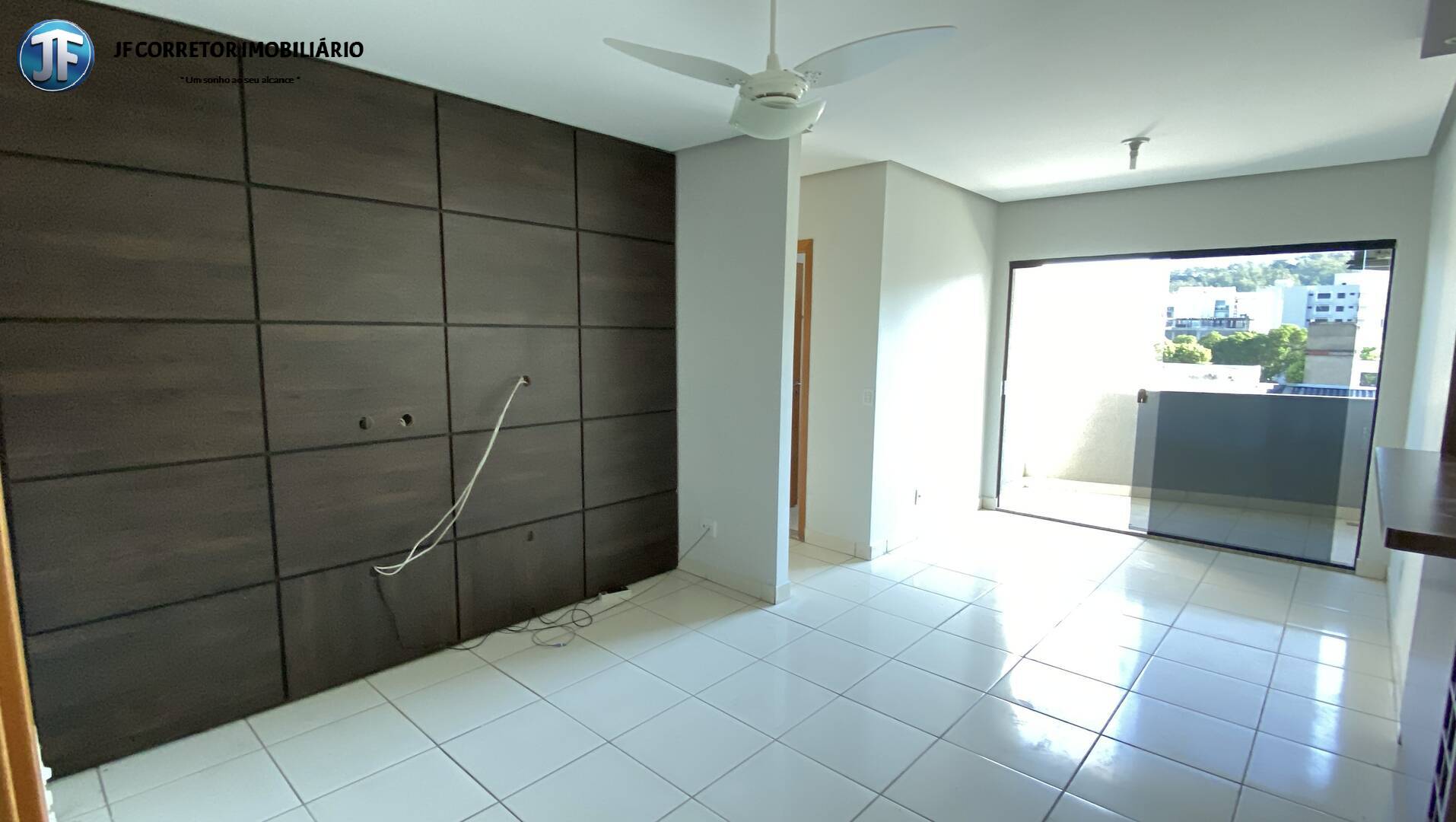 Apartamento à venda com 2 quartos, 73m² - Foto 3
