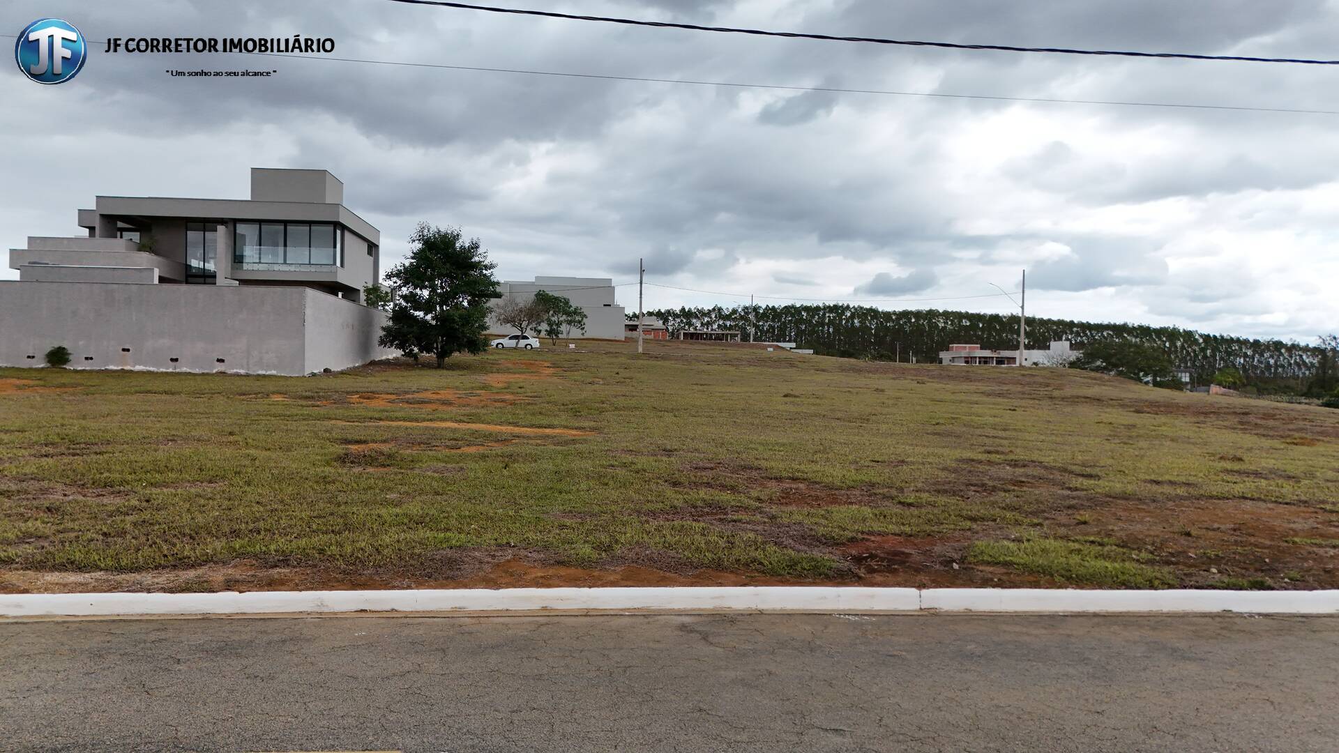 Terreno à venda, 1297m² - Foto 1