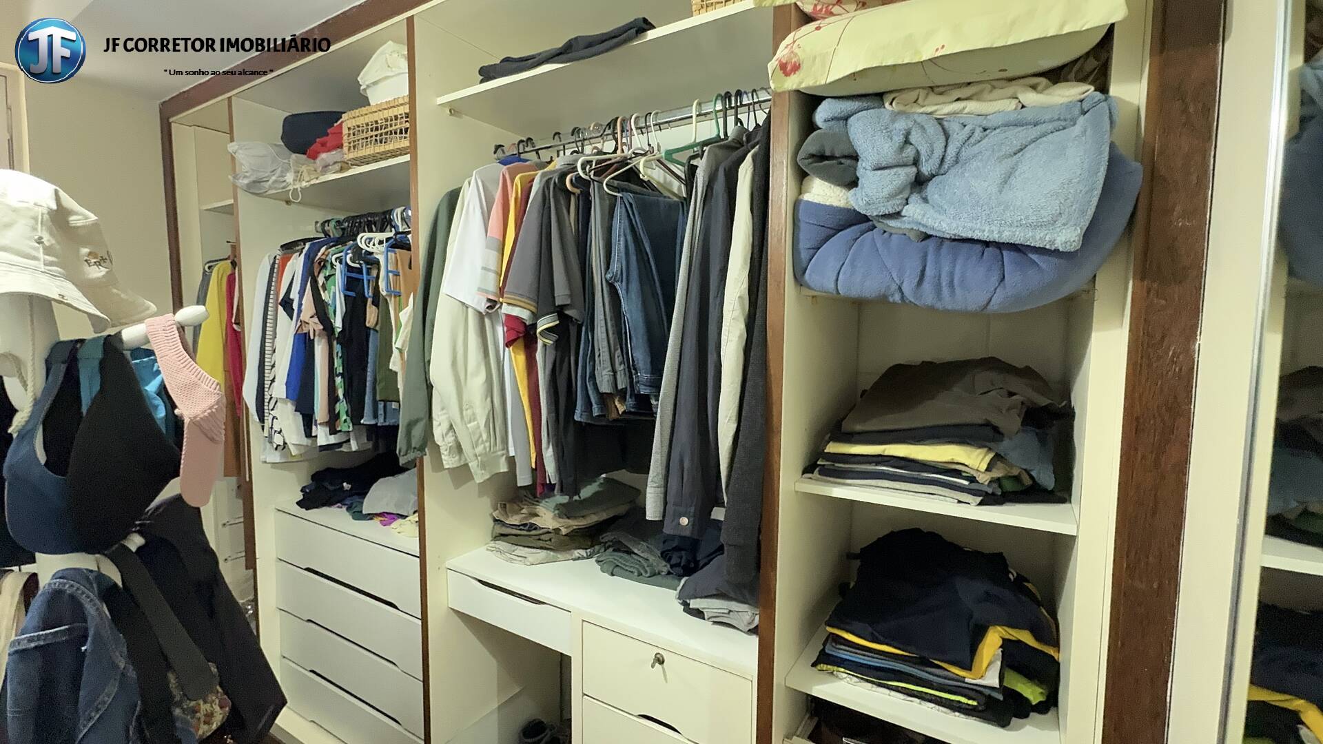 Casa, 3 quartos, 206 m² - Foto 2