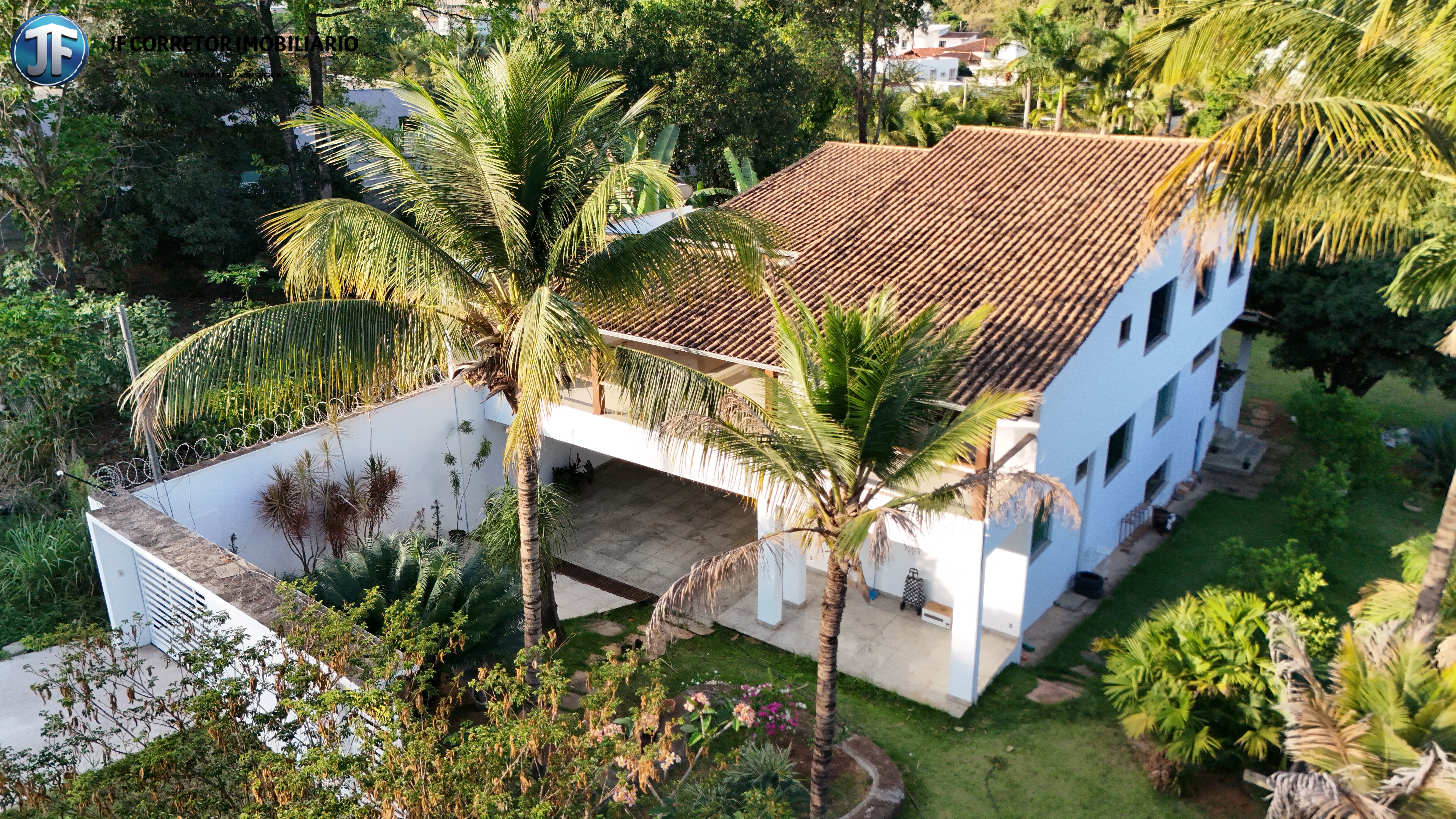 Chácara, 7 quartos, 1331 m² - Foto 1