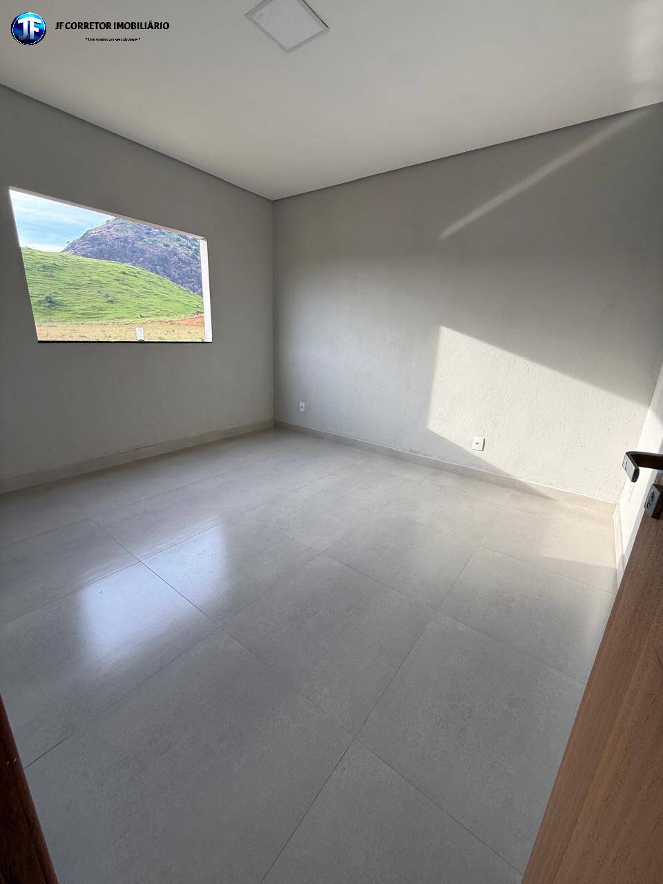 Sítio, 3 quartos, 1000 m² - Foto 2